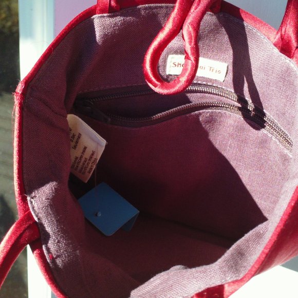 Shanghai Trio Red Silk Evening Hand Bag w/ dustbag EUC small - Picture 5 of 8